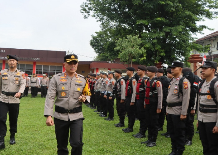 Polres Muara Enim Gelar Apel Pergeseran Pasukan Pengamanan TPS Pilkada Serentak 2024