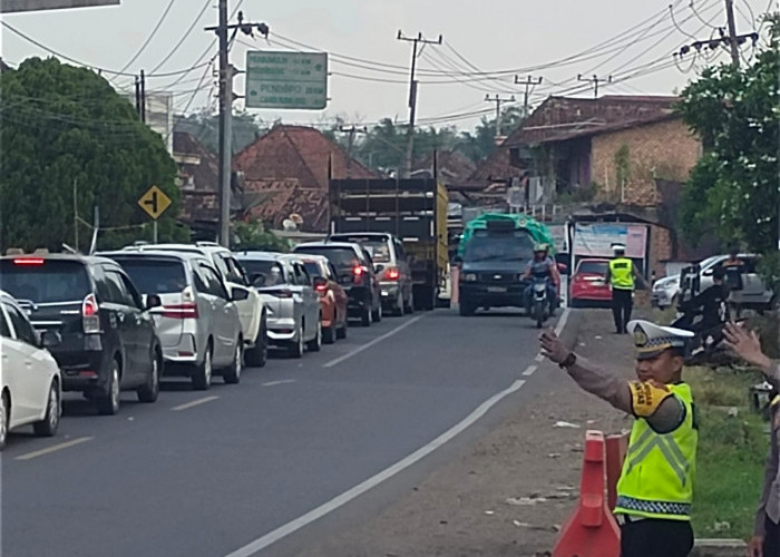 Polres Muara Enim Terapkan Rekayasa Lalu Lintas untuk Kelancaran Arus Balik Lebaran