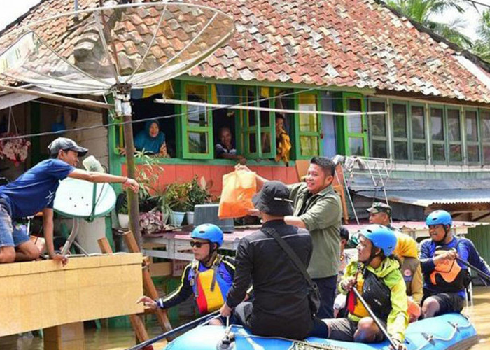 Temui Korban Banjir di Musi Rawas, Gubernur Sumsel Beri Pesan Begini
