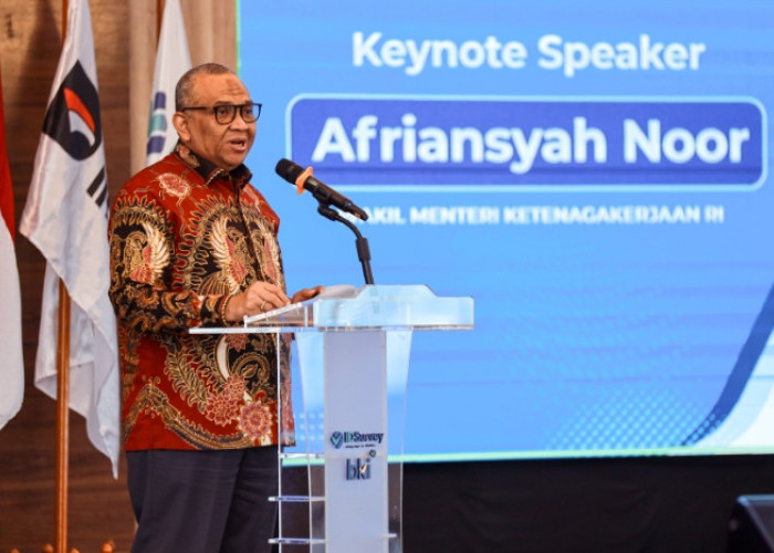 Wamenaker: Audit K3 Tak Boleh Ditawar, Ini Soal Nyawa dan Nasib Usaha