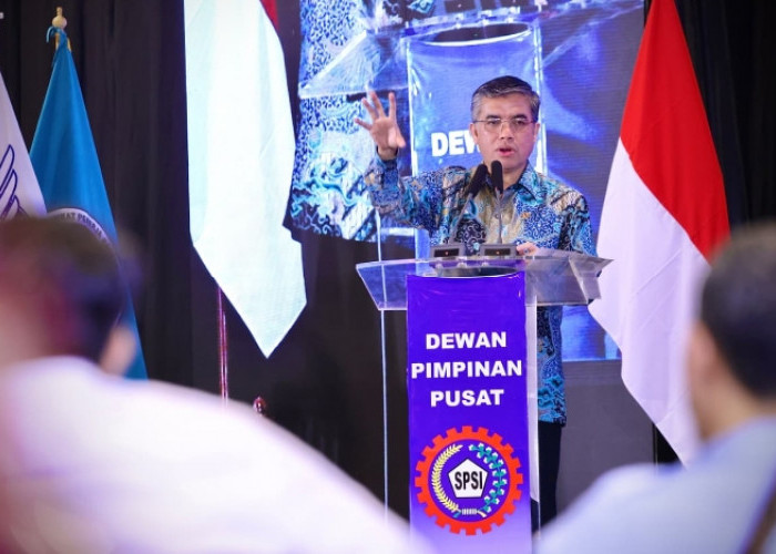Menaker Minta Anggota Serikat Pekerja Punya Minimal 1 Sertifikat Keahlian