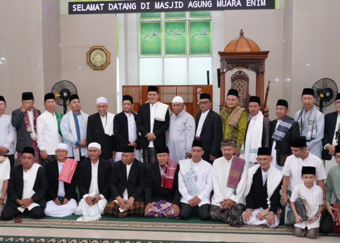 Bupati Edison Ajak Jadikan Idul Fitri Titik Awal Perkuat Persatuan