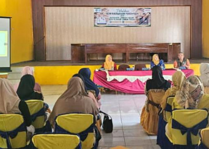 Perkuat Kemandirian Ekonomi, Dinas PPPA Muara Enim Bekali Kaum Perempuan dengan Pelatihan Budidaya Jamur Tiram