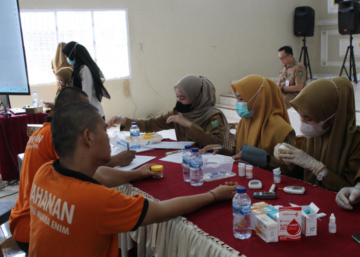 Cegah Penyakit Menular, Skrining Kesehatan Warga Binaan Lapas Kelas IIB Muara Enim