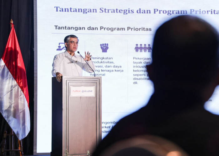 Pemanfaatan AI di Indonesia Masih Rendah, Menaker: Pekerja Harus Siap Hadapi Perkembangan Teknologi