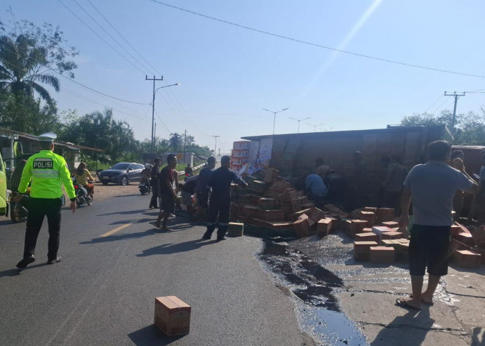 Pasangan Suami-istri di Muara Enim Tewas Tertimpa Truk yang Alami Rem Blong