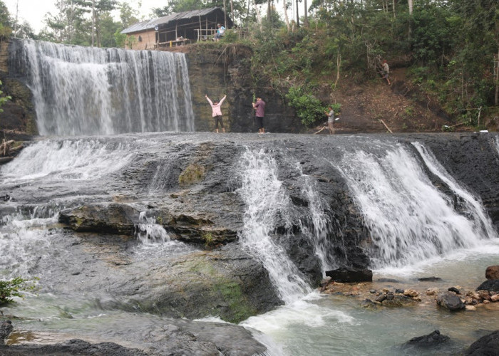 5 Objek Wisata Air Terjun di Muara Enim Sumsel yang Populer