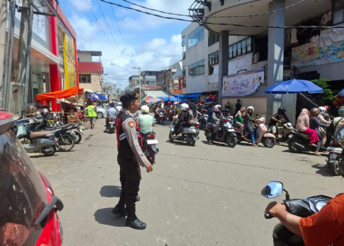 H-2 Lebaran, Polisi Intensifkan Pengamanan di Pasar dan Pusat Perbelanjaan