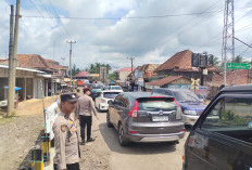 Arus Balik Lebaran Padati Simpang Belimbing