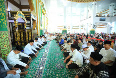 Wagub Cik Ujang Kenang Dedikasi Alex Noerdin, Ajak Masyarakat Doakan Almarhum