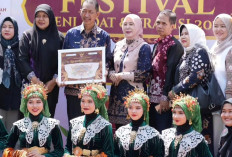Kabupaten Muara Enim Raih Anjungan Eksterior Terbaik