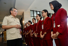 Menaker Tekankan Perusahaan Sesuaikan Tugas Magang dengan Latar Pendidikan Peserta