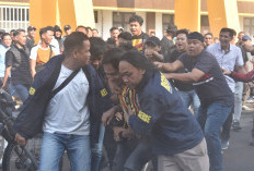 Massa Rusuh, Ini yang Dilakukan Polres Muara Enim