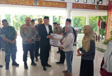 Bupati Edison Luncurkan Program UMKM Baznas MEMBARA Berupa Bantuan Modal Usaha kepada 200 Mustahik