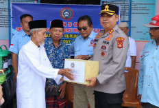 Peringati May Day dengan Aksi Sosial, KSPSI dan Polres Muara Enim Santuni Panti Asuhan Assa’adah