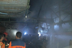 Rumah di Muara Enim Ini Ludes Dilahap Si Jago Merah