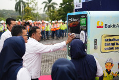 PTBA Luncurkan Reverse Vending Machine, Ubah Sampah Botol Plastik Jadi Rupiah