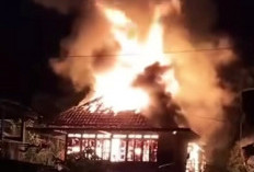Rumah Pangung di Desa Penanggiran Muara Enim Ludes Terbakar