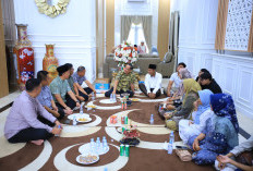 Pererat Silaturahmi dengan Masyarakat, Wagub Cik Ujang Gelar Halal Bihalal di Lahat