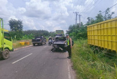 Kecelakaan Mobil Kijang vs Truk di Wilayah Muara Enim, 2 Orang Alami Luka Berat