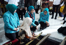 Ketua TP PKK Sumsel Resmikan Galeri UMKM dan Tinjau Stand UP2K