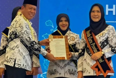 Heni Pertiwi Edison Dikukuhkan Sebagai Bunda Guru Kabupaten Muara Enim