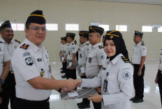 16 Orang Pegawai Lapas Muara Enim Naik Pangkat