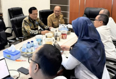 Bupati Edison Targetkan Perbaikan Jalan Nasional Muara Enim Rampung H-10 Lebaran