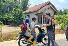 Jumat Berkah, Polsek Rambang Bagikan Nasi Kotak Kepada Masyarakat