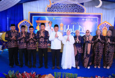 Bupati dan Wabup Muara Enim Kompak Kenakan Seragam Batik Petule