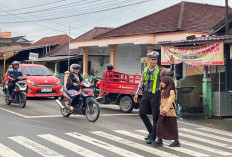 Satlantas Polres Muara Enim Gelar Strong Point untuk Ciptakan Lalu Lintas Tertib dan Aman