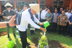 Wagub Sumsel Tekankan Sinergi dan Kepedulian Lingkungan saat Kunjungi SMA Negeri 1 Lubuklinggau